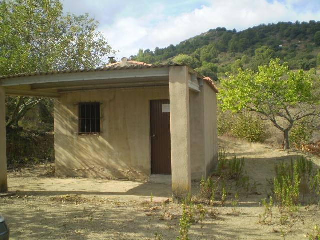 Finca rústica en ALMOSTER